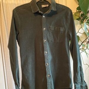 Green Corduroy OSOS button up long sleeve shirt